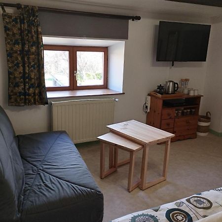 Chez Nathalie Et Raphael Bed & Breakfast Grane Bagian luar foto